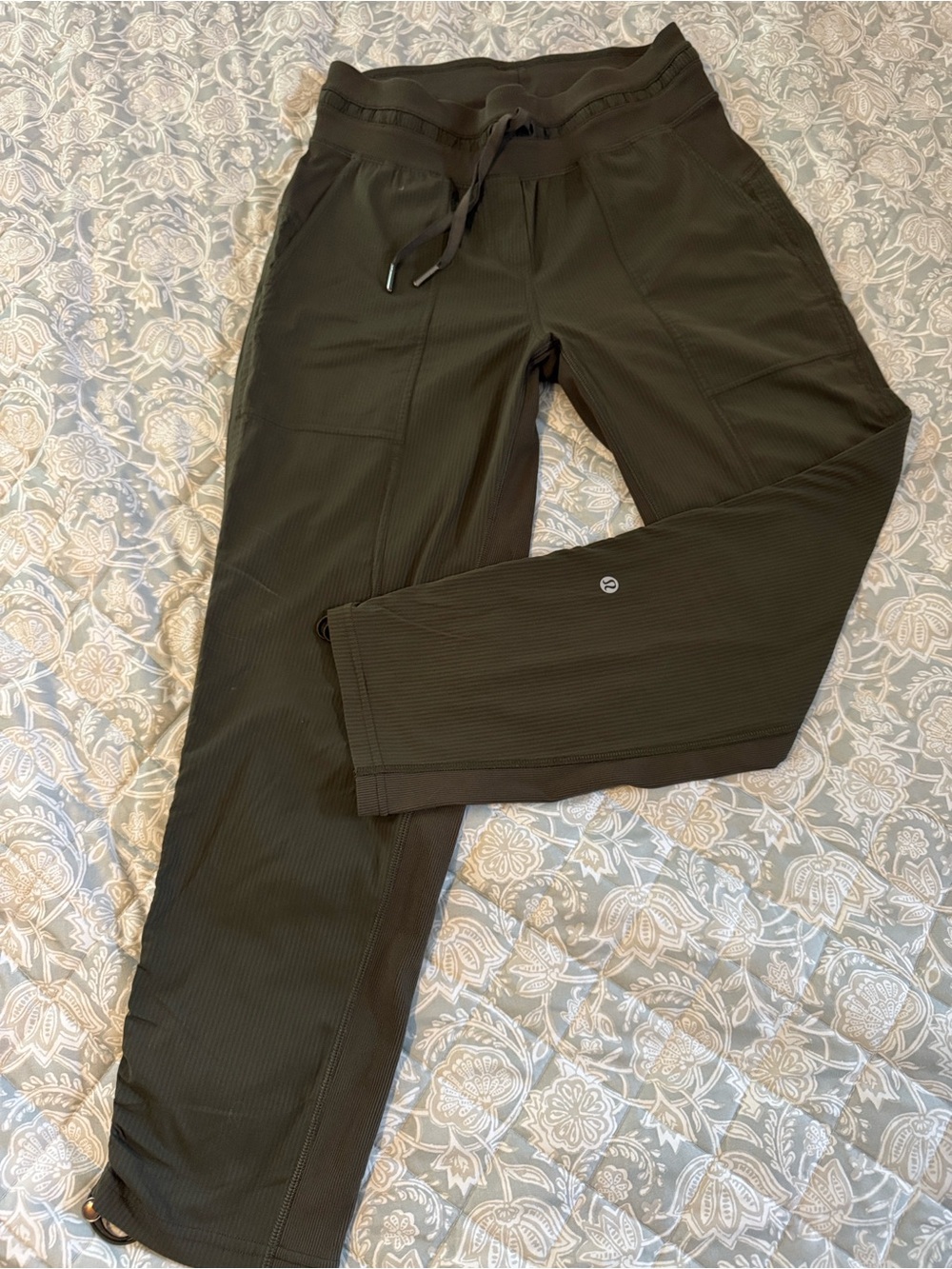 Lululemon Dance Studio Pants *Unlined - Army Green / Khaki - Size 4